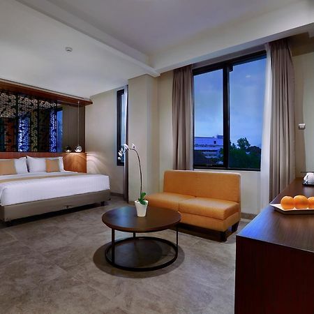 Aston Inn Mataram Exterior photo