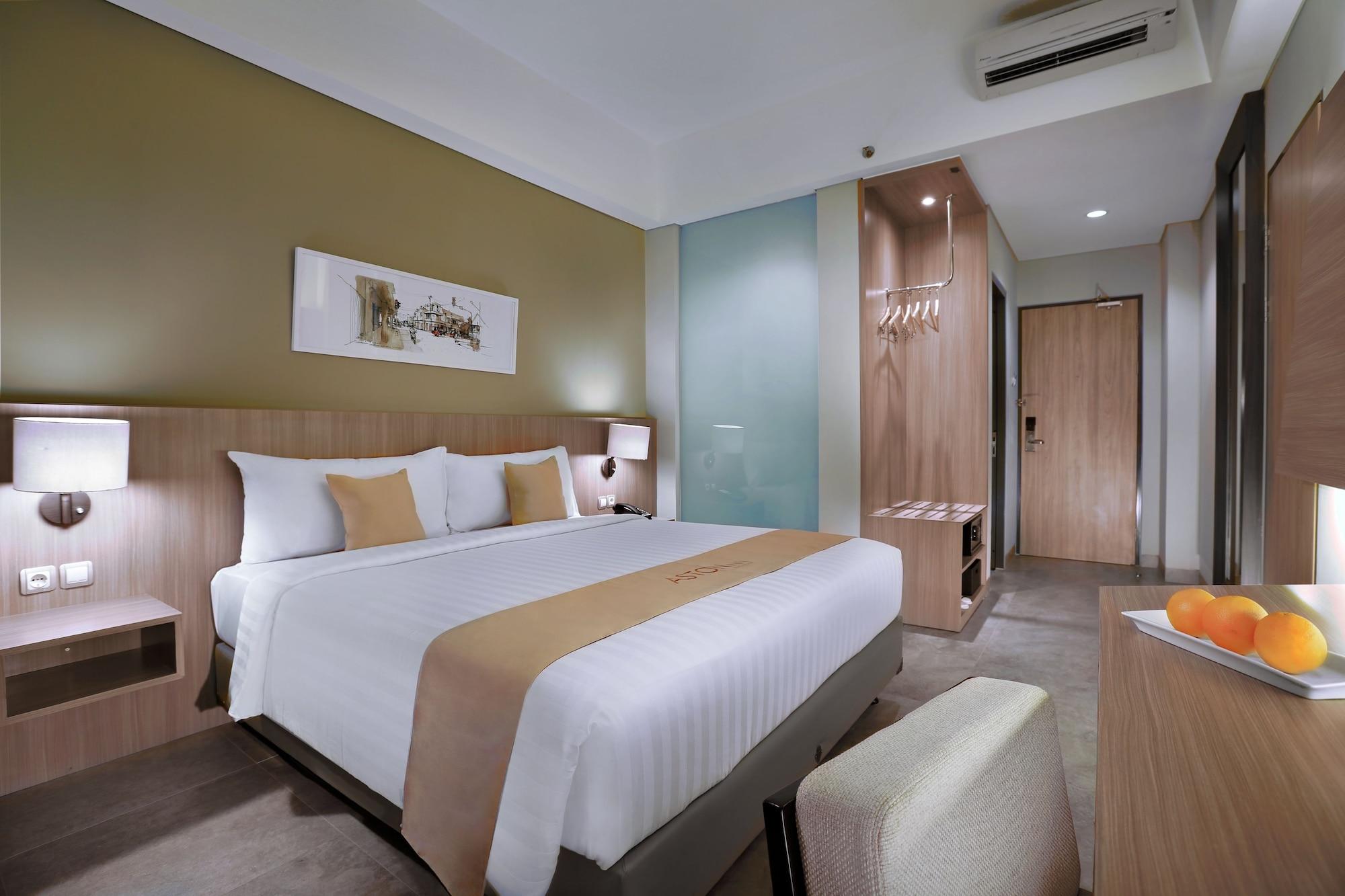 Aston Inn Mataram Exterior photo